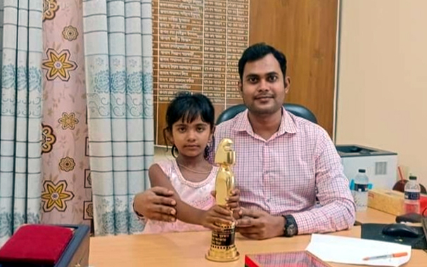 অবশেষে 'ঘর পাচ্ছে' চলচ্চিত্র পুরস্কার প্রাপ্ত শিশু ফারজিনা